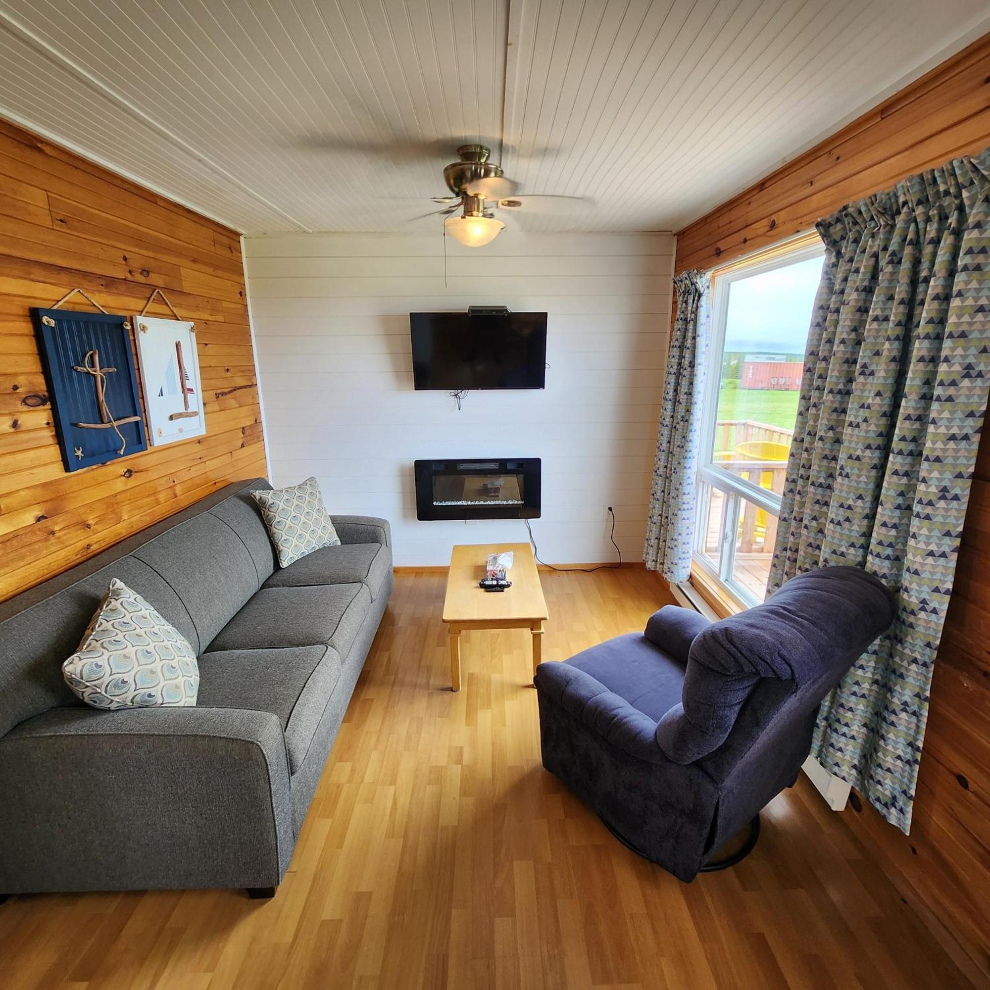 Cavendish Bosom Buddies Cottage Resort ภายนอก รูปภาพ