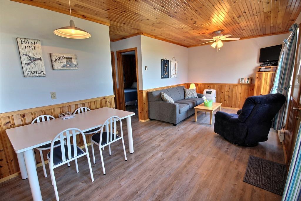Cavendish Bosom Buddies Cottage Resort ภายนอก รูปภาพ